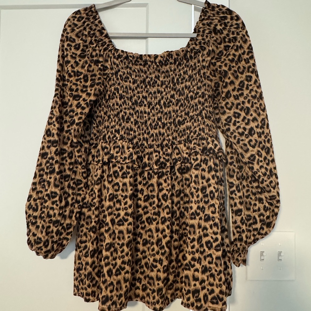 Boutique cheetah print top